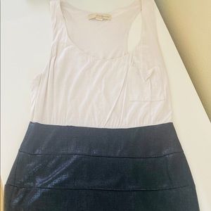 Cute and figure flattering dress!